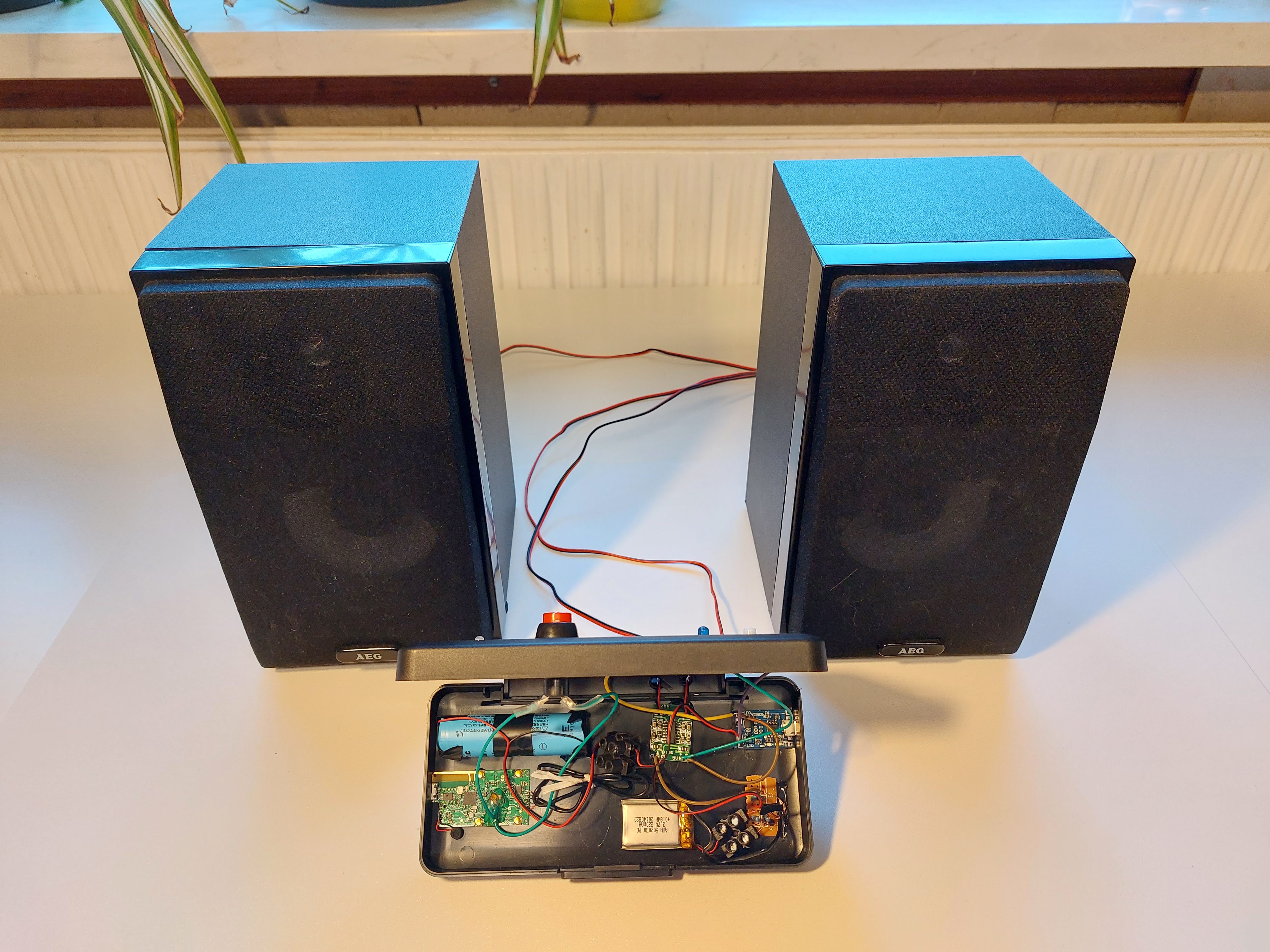 Photo of the final Bluetooth stereo system